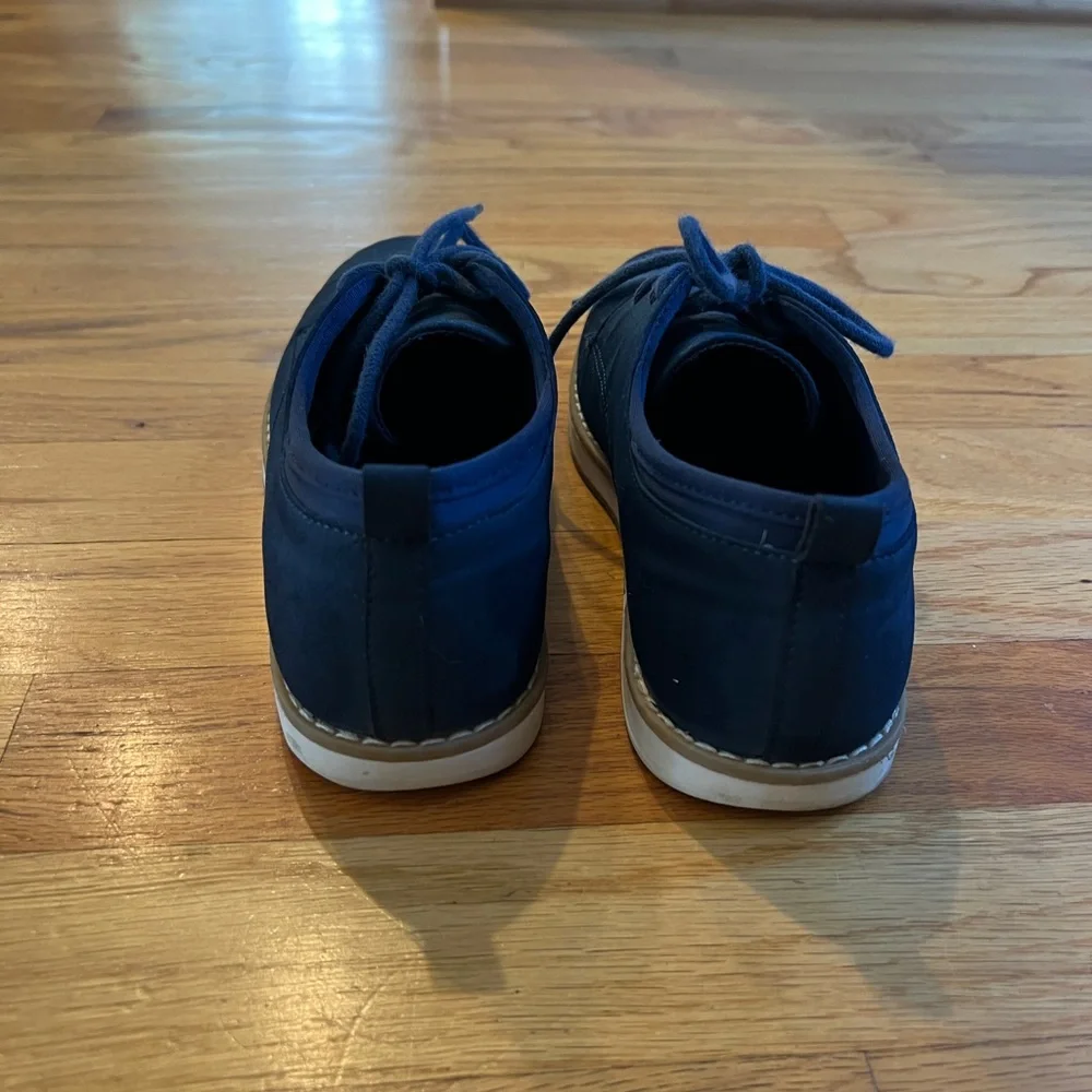 Used Zara navy blue dress boy shoes with laces
